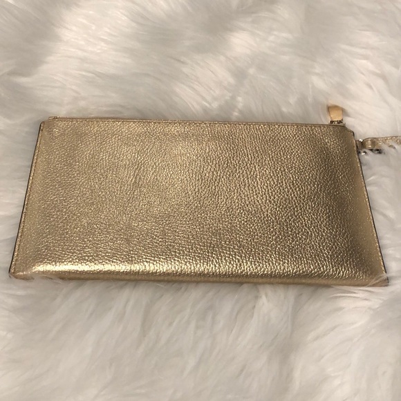 •Michael Kors• Leather Wristlet - Picture 6 of 11